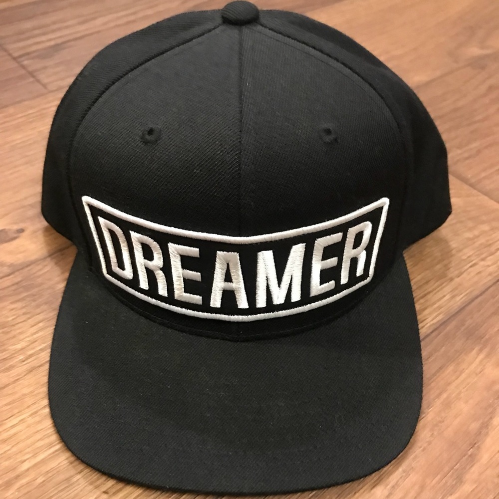 🌟NWOT🌟 “Dreamer” flat bill with galaxy bill